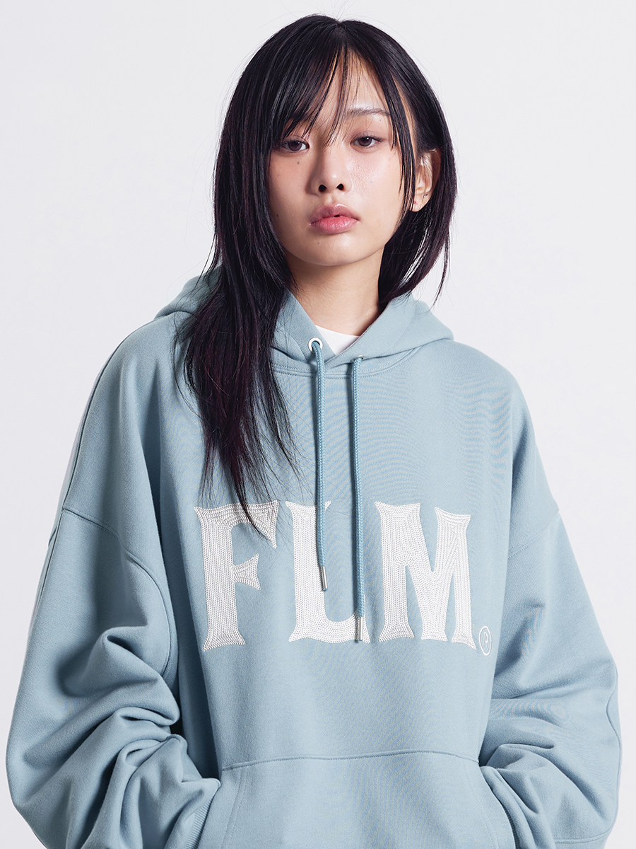 F.ILLUMINATEのFLM Stitch Logo Sweatshirt 全2色 F.ILLUMINATEのFLM Stitch Logo Sweatshirt 全2色 Lotte Duty Free