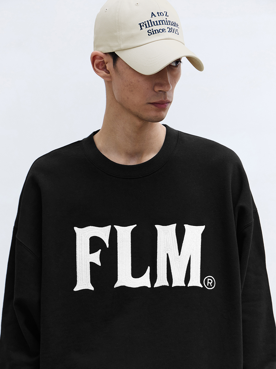 F.ILLUMINATEのFLM Stitch Logo Sweatshirt 全2色 F.ILLUMINATEのFLM Stitch Logo Sweatshirt 全2色 Lotte Duty Free