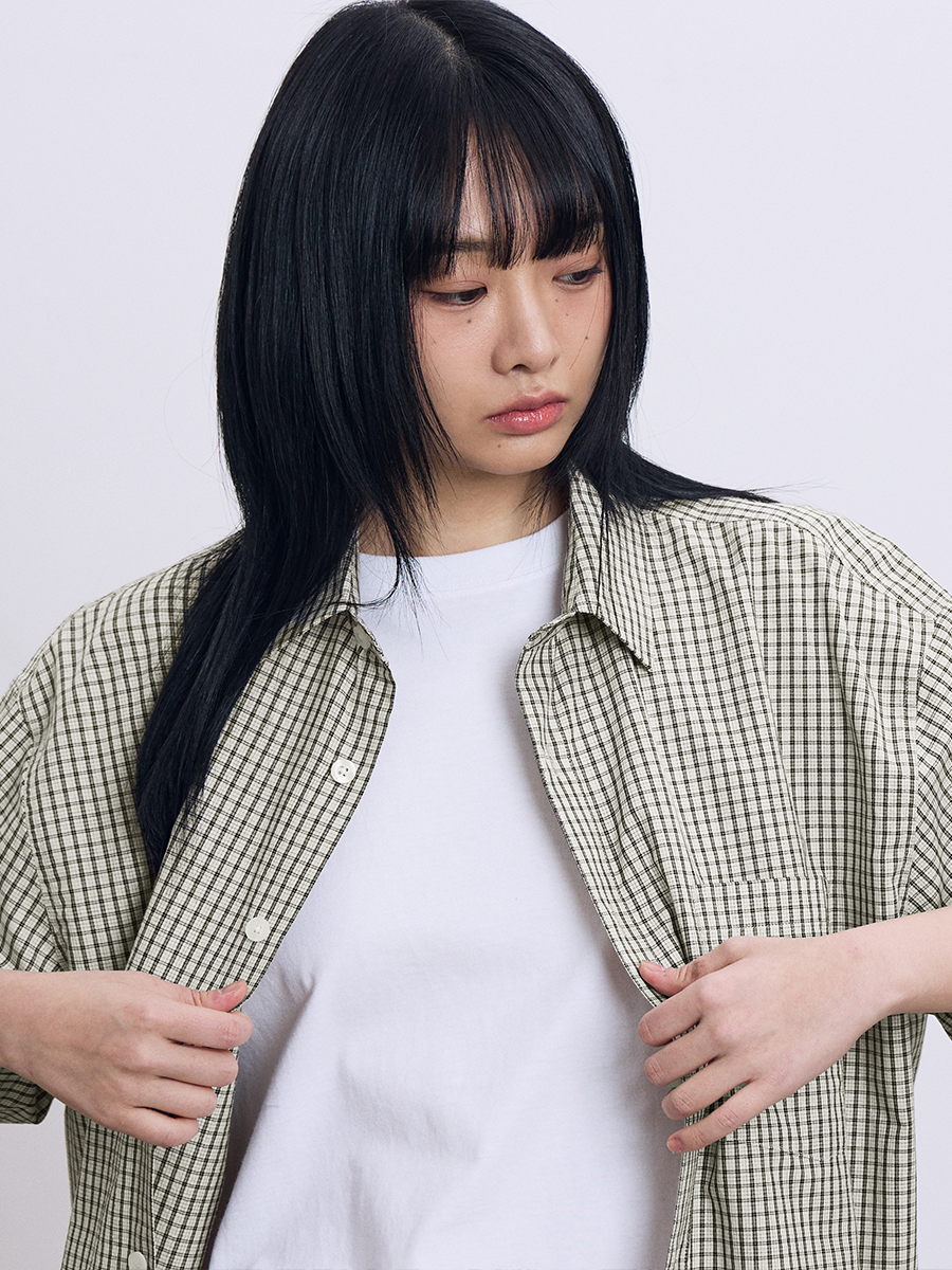 MUSINSA | FILLUMINATE Lowkey Check Half Shirt-Light Beige